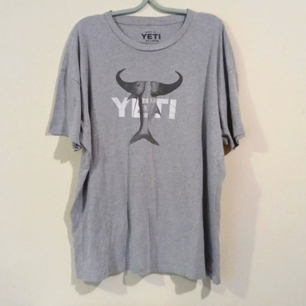 Yeti Buffalo Fish Graphic T Shirt XXL